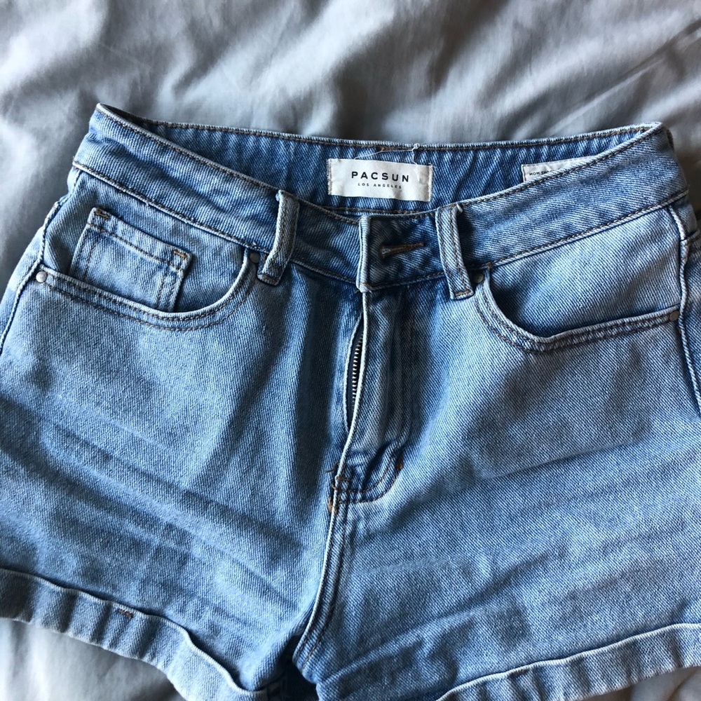 Pacsun mom short